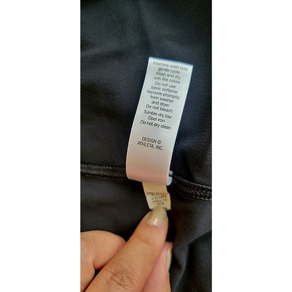 ATHLETA Mesh Inversion Tank Top Black Size Small - Picture 9 of 10